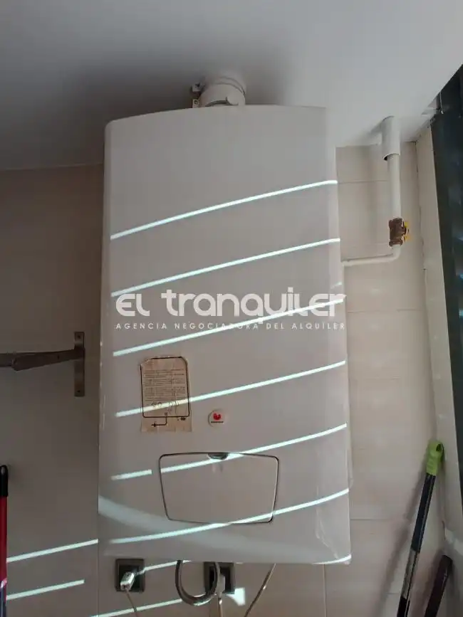 Badezimmer von Wohnung zur Miete in Madrid mit Klimaanlage, Terrasse und Schwimmbad