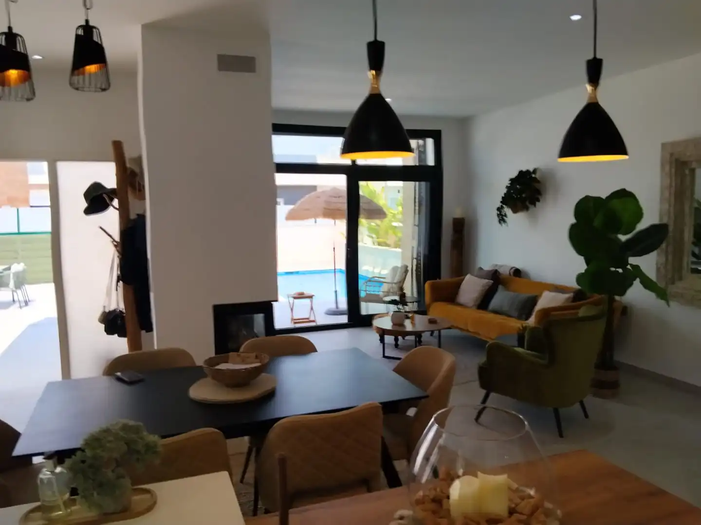 Menjador de Casa o xalet en venda en Daya Nueva amb Aire condicionat, Calefacció i Jardí privat