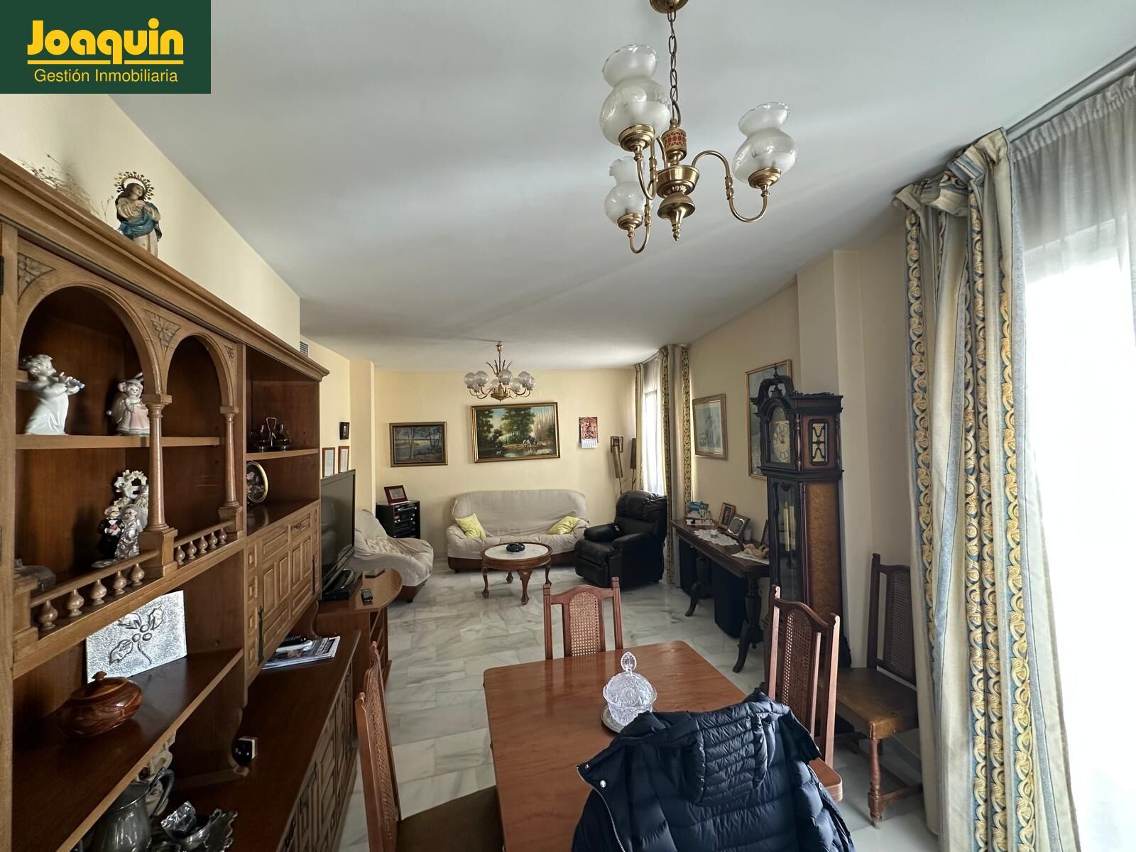 Sala d'estar de Pis en venda en Almodóvar del Río amb Terrassa i Balcó