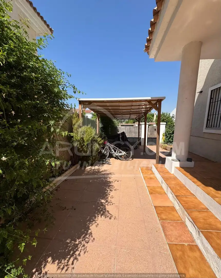 Garden of Houses for rent in Alcalá de Guadaira  with Air Conditioner, Heating and Private garden