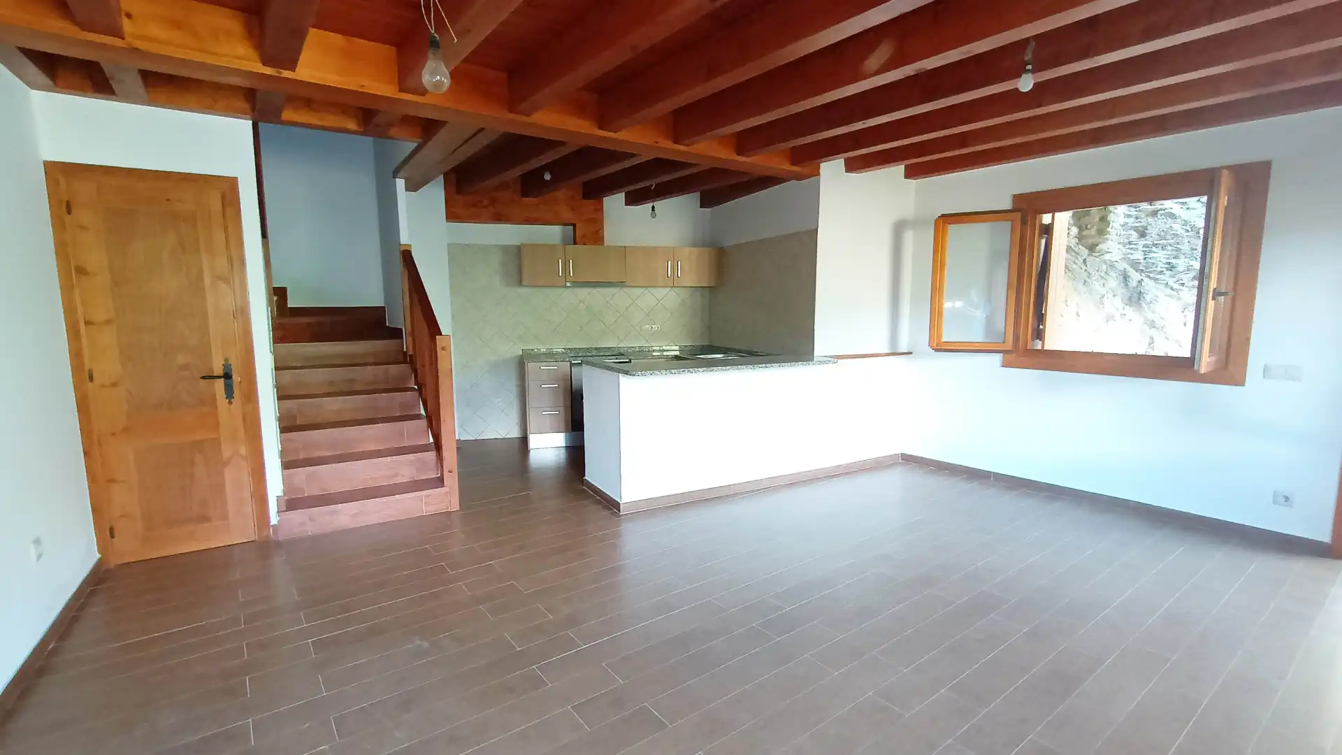 Cuina de Casa o xalet en venda en La Guingueta d'Àneu amb Balcó