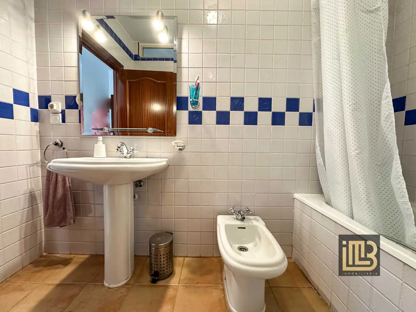 Baño de Piso de alquiler en Málaga con Aire acondicionado, Calefacción y Terraza