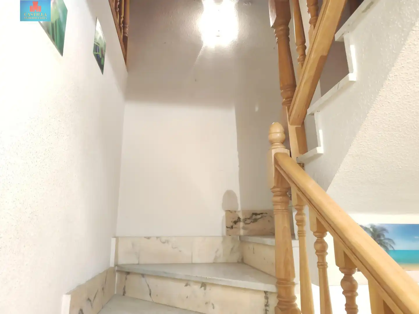 Casa adosada en venta en Ávila con Calefacción, Jardín privado y Trastero