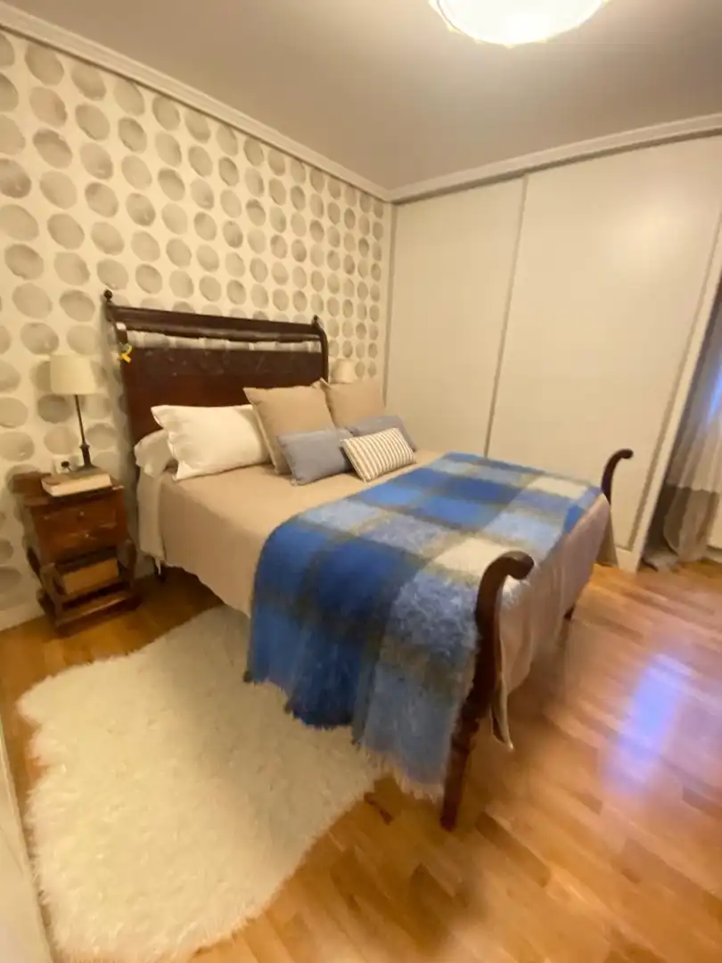 Schlafzimmer von Maisonette zum Verkauf in Donostia - San Sebastián  mit Heizung, Privatgarten und Terrasse