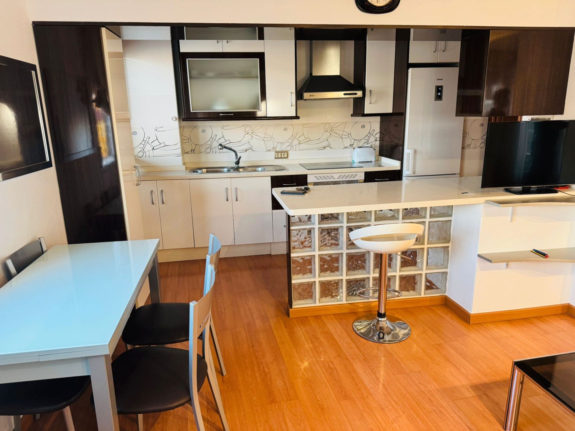 Kitchen of Flat for sale in  Córdoba Capital  with Air Conditioner, Storage room and Furnished