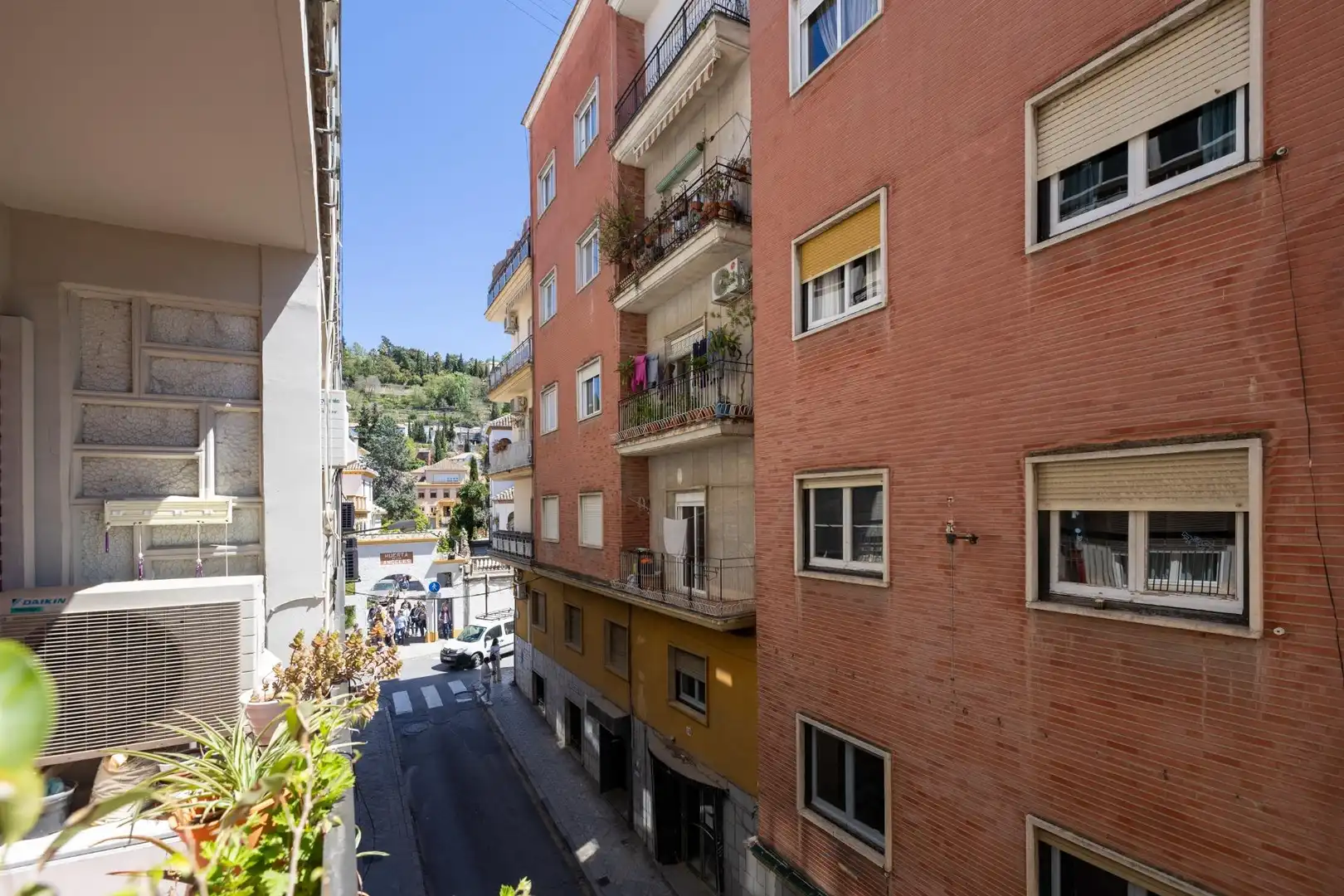Vista exterior de Piso en venta en Granada