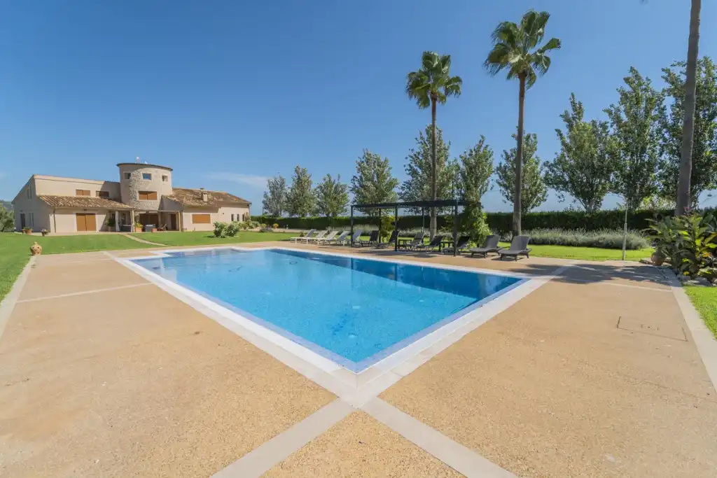 Detached house with pool for sale in Búger