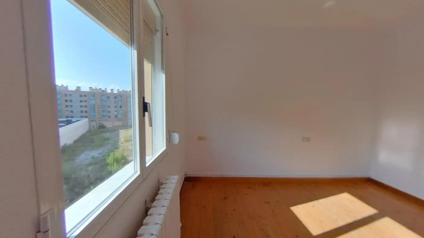 Flat for sale in SANTA ENGRACIA I / SANTA ENGRAZIA I ZEHARKALEA, Buztintxuri