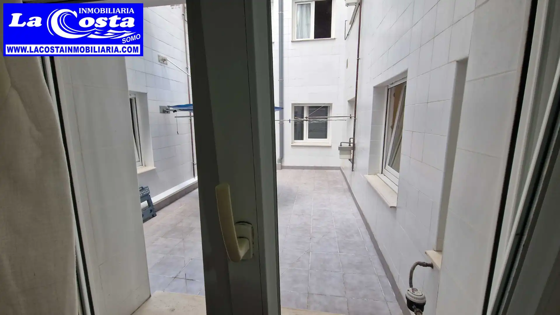 Flat for sale in Santander  with Parquet flooring, Oven and Washing machine