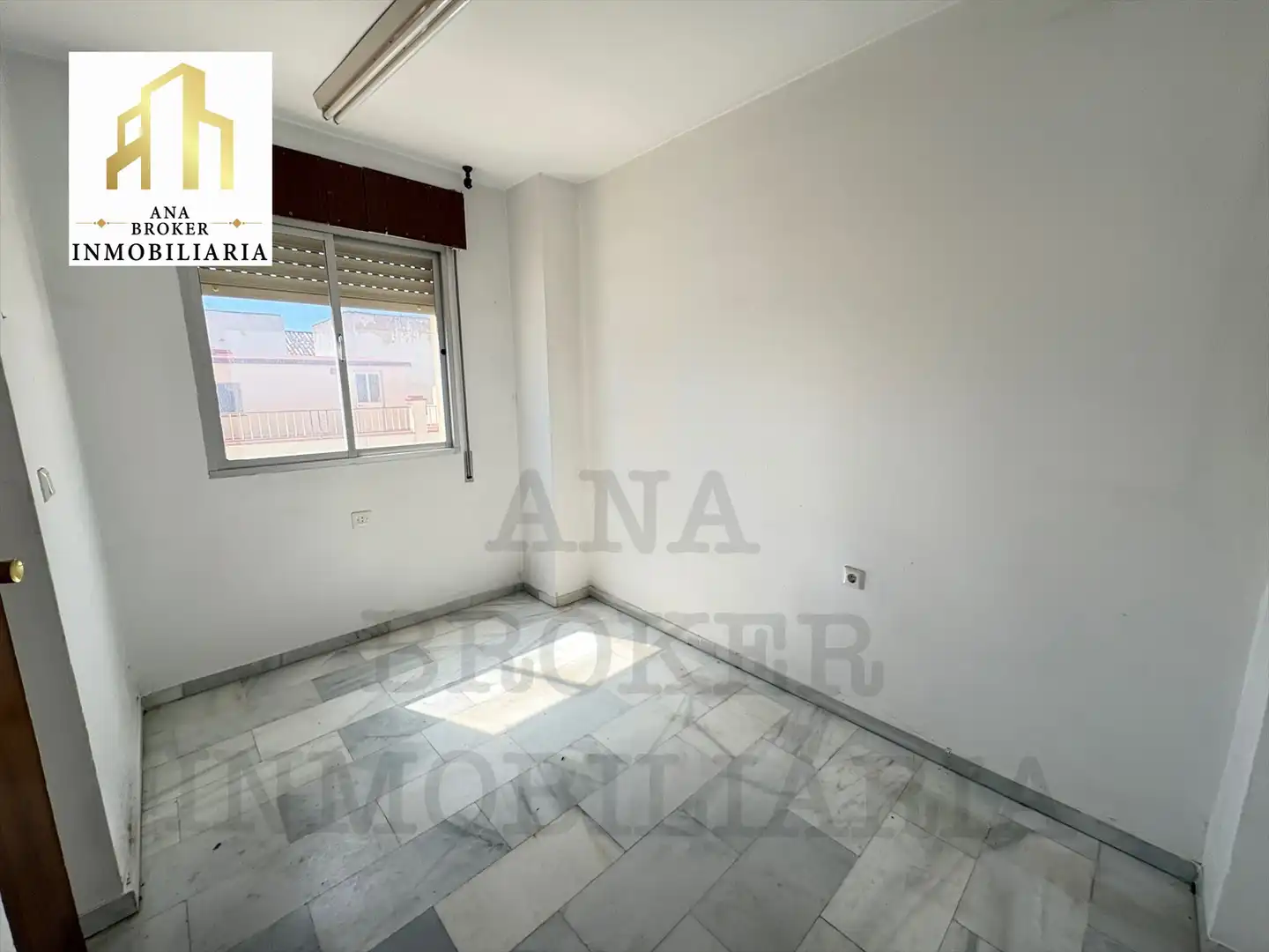Bedroom of Apartments for sale in Ronda  with Balcony