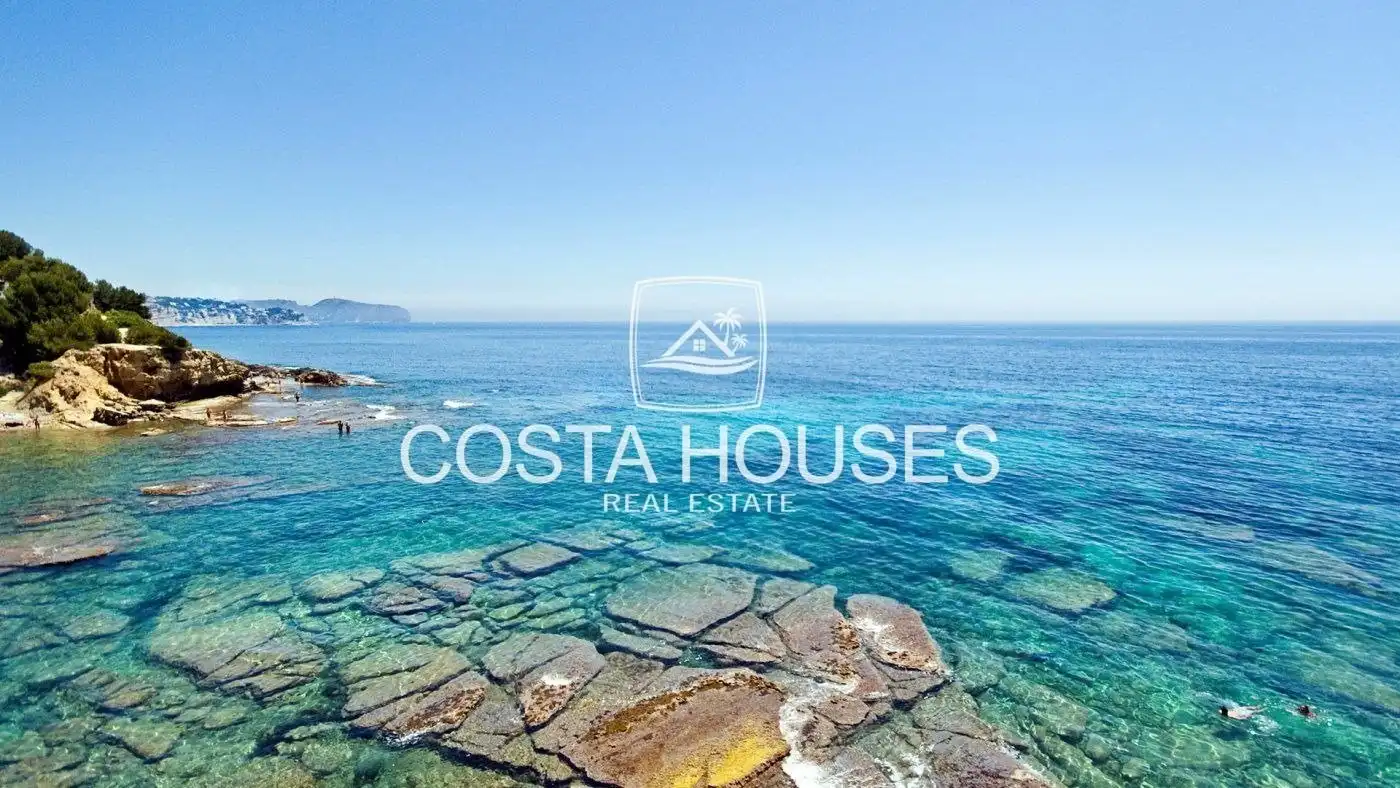 Chalet con piscina en venta en Cumbre del Sol, imagen 9
