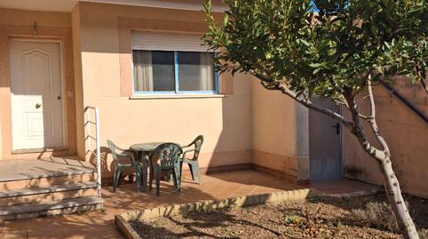 Foto 2 de Casa adosada en venta en La Puebla de Almoradiel, Toledo