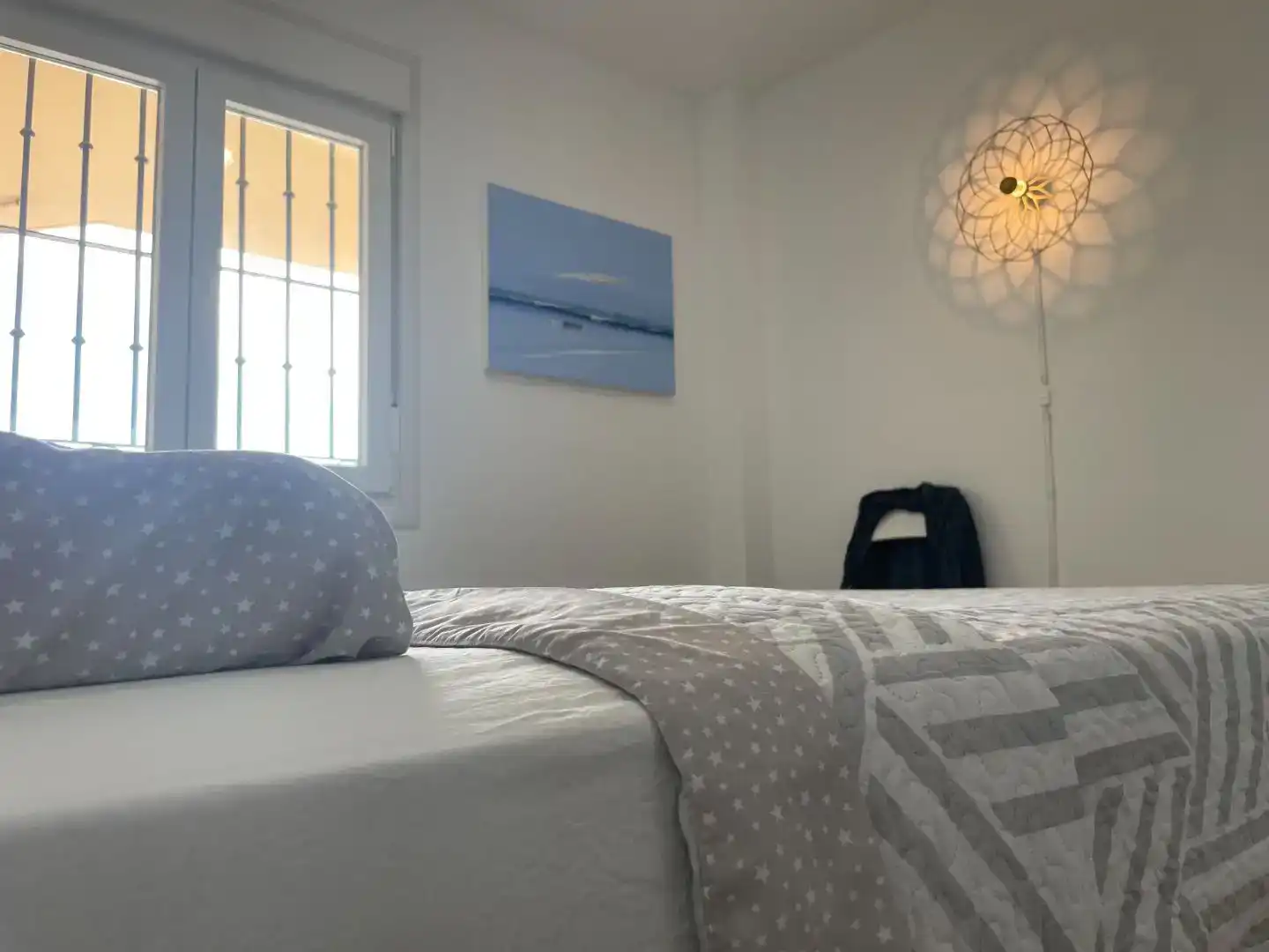 Habitación de Piso de alquiler en Benalmádena con Aire acondicionado, Piscina y Amueblado