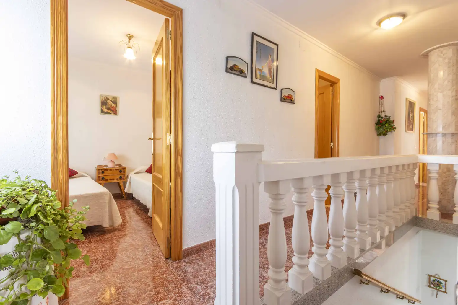 Casa adosada en venta en Chelva con Calefacción, Terraza y Trastero