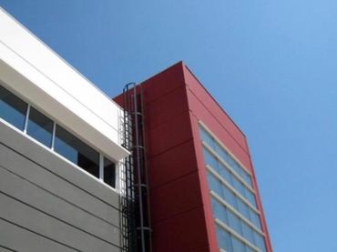 Nau industrial de lloguer a Llinars del Vallès