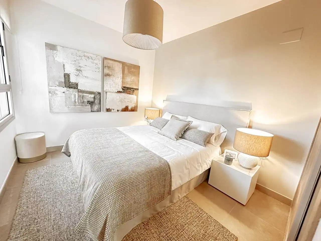 Dormitori de Apartament en venda en Estepona amb Aire condicionat, Calefacció i Terrassa