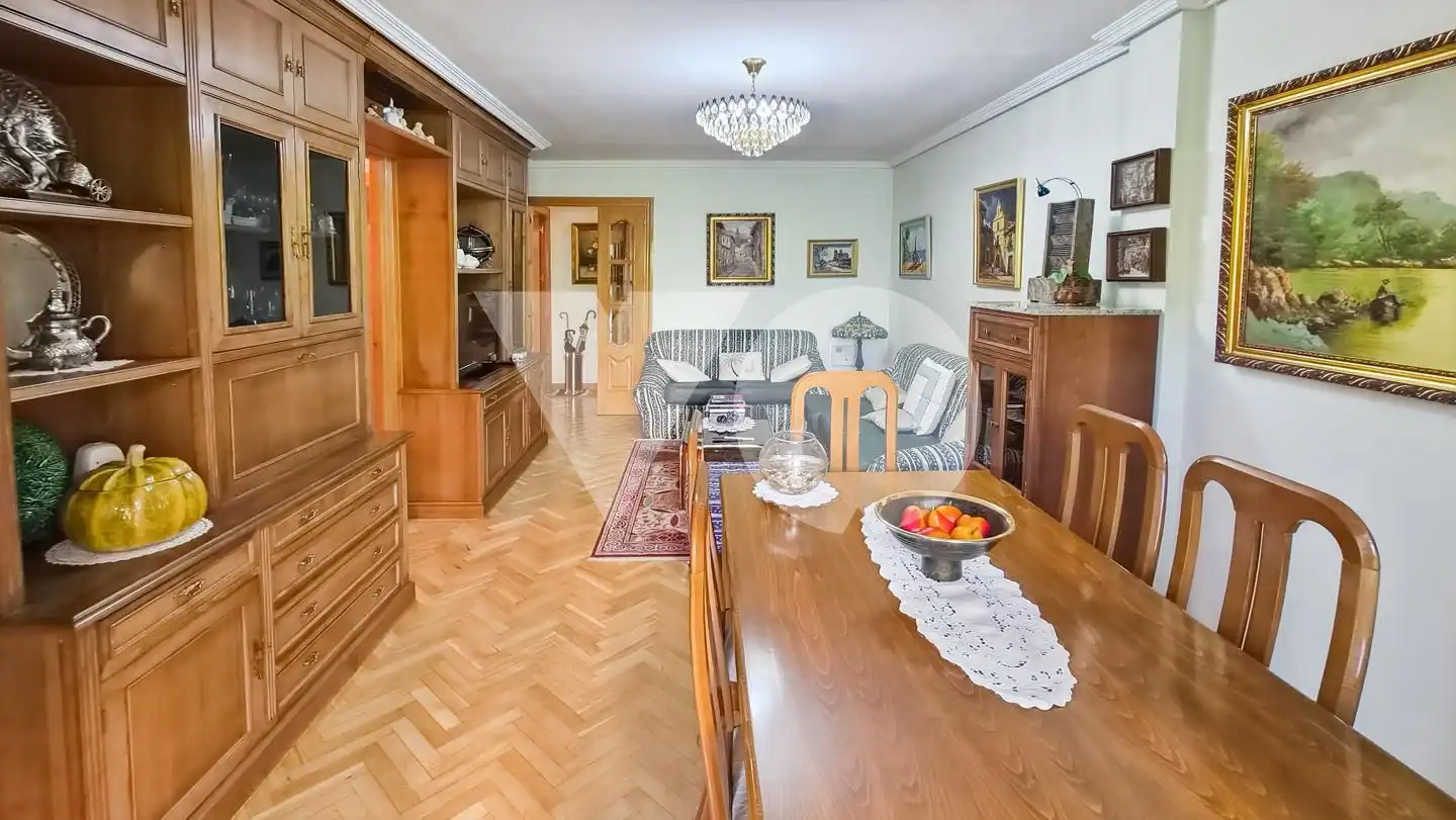 Sala d'estar de Pis en venda en Madrid amb Aire condicionat, Calefacció i Parquet