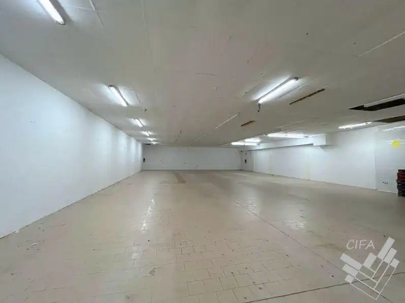 Local comercial en alquiler en Calle de Hernán Cortés, imagen 9