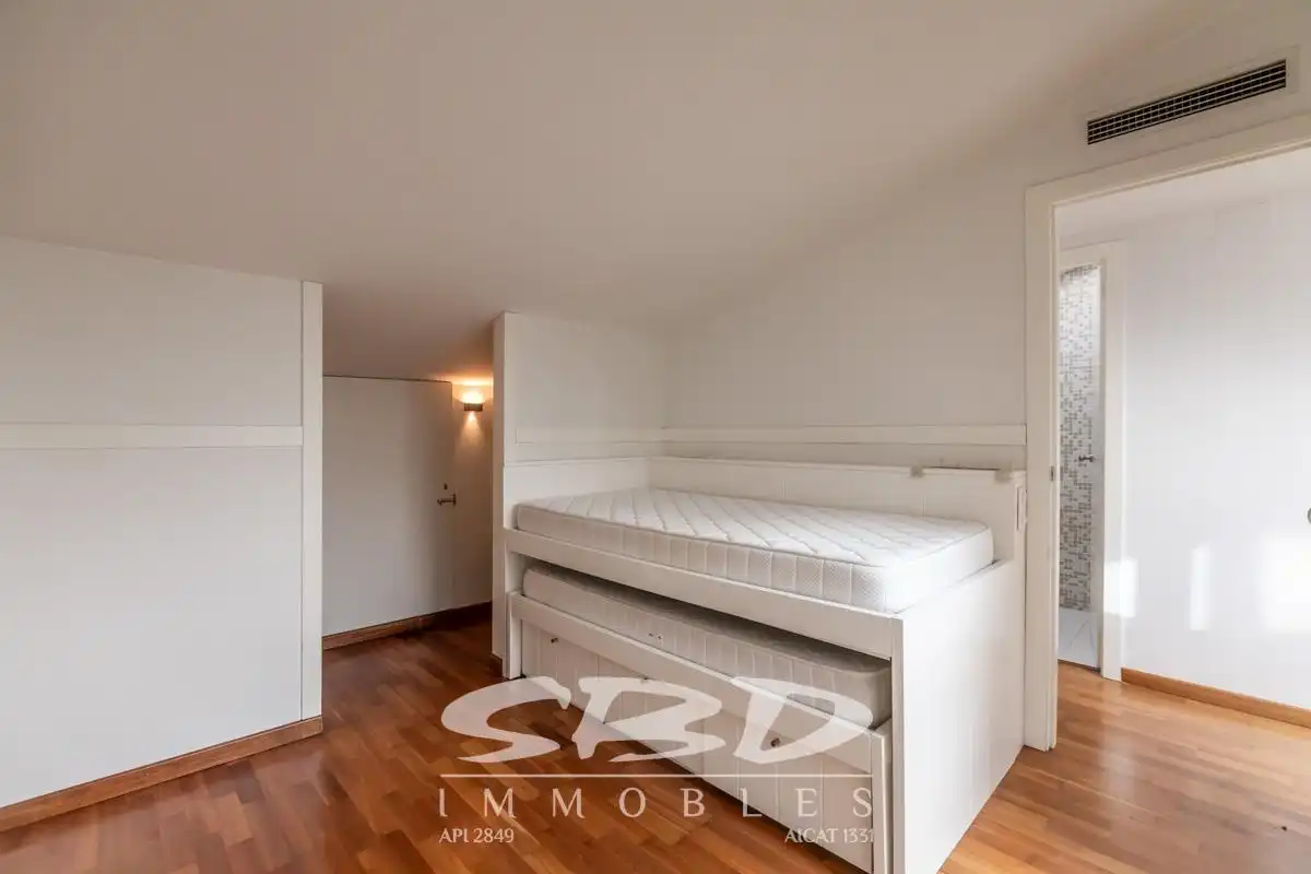 House with balcony to rent in Centre - Sant Oleguer, imagen 70