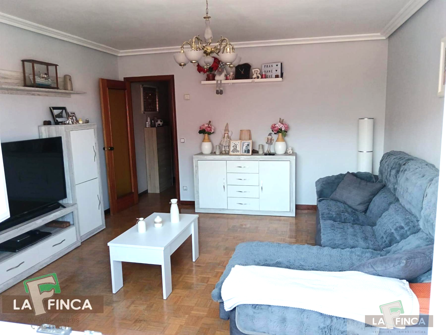 Living room of Flat for sale in Soto del Barco  with Heating, Terrace and Storage room