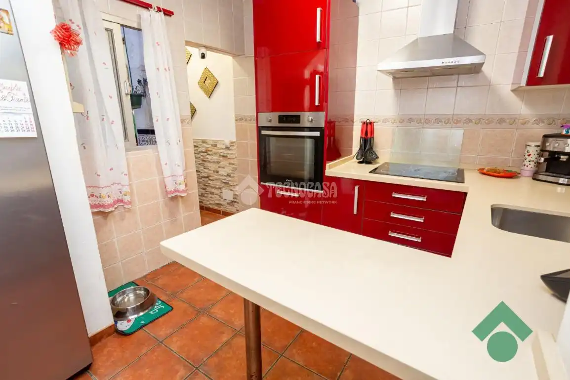 Casa pareada con jardín en venta en C. Barcelona, imagen 11