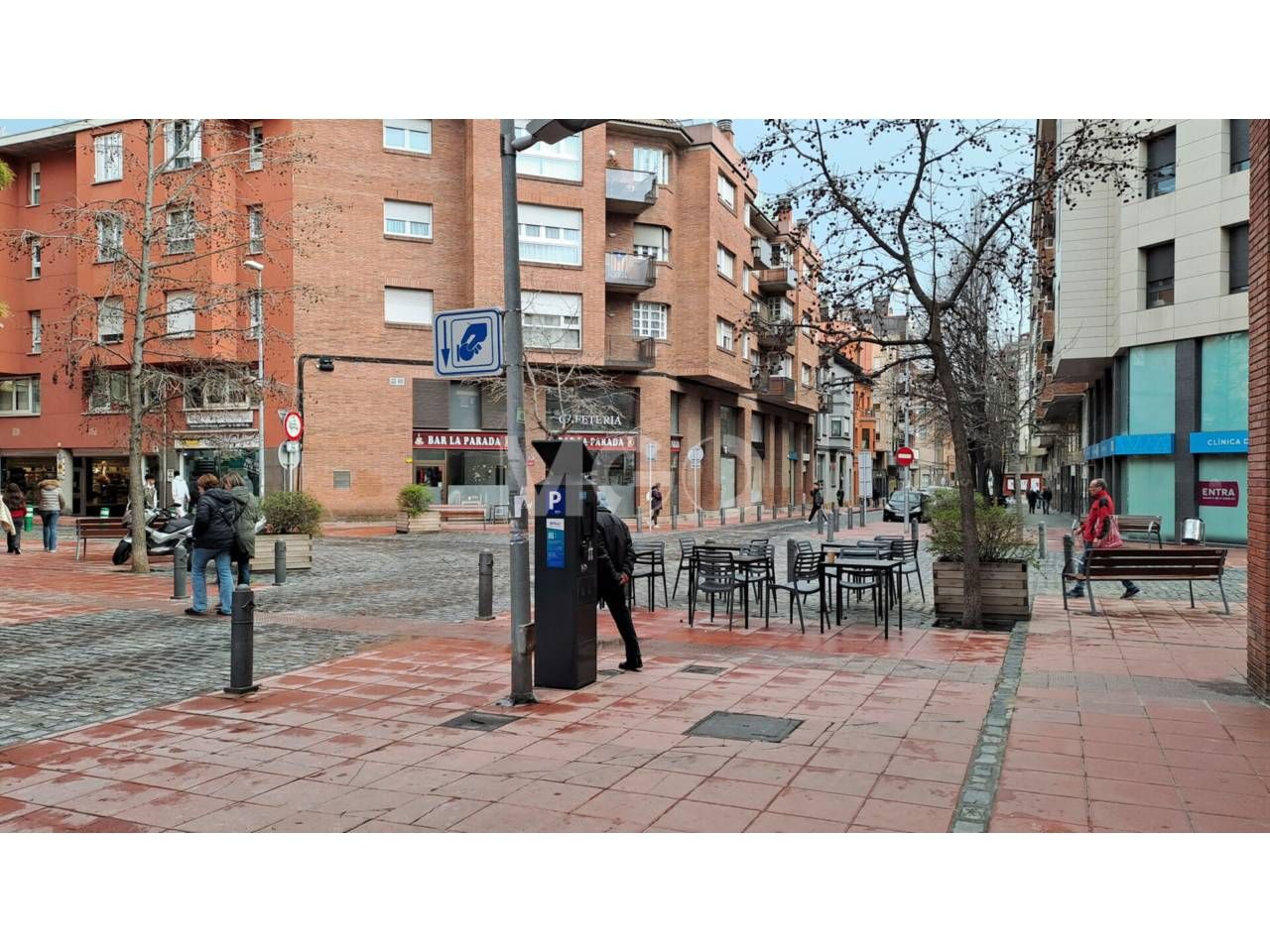 Vista exterior de Garatge en venda en Vic