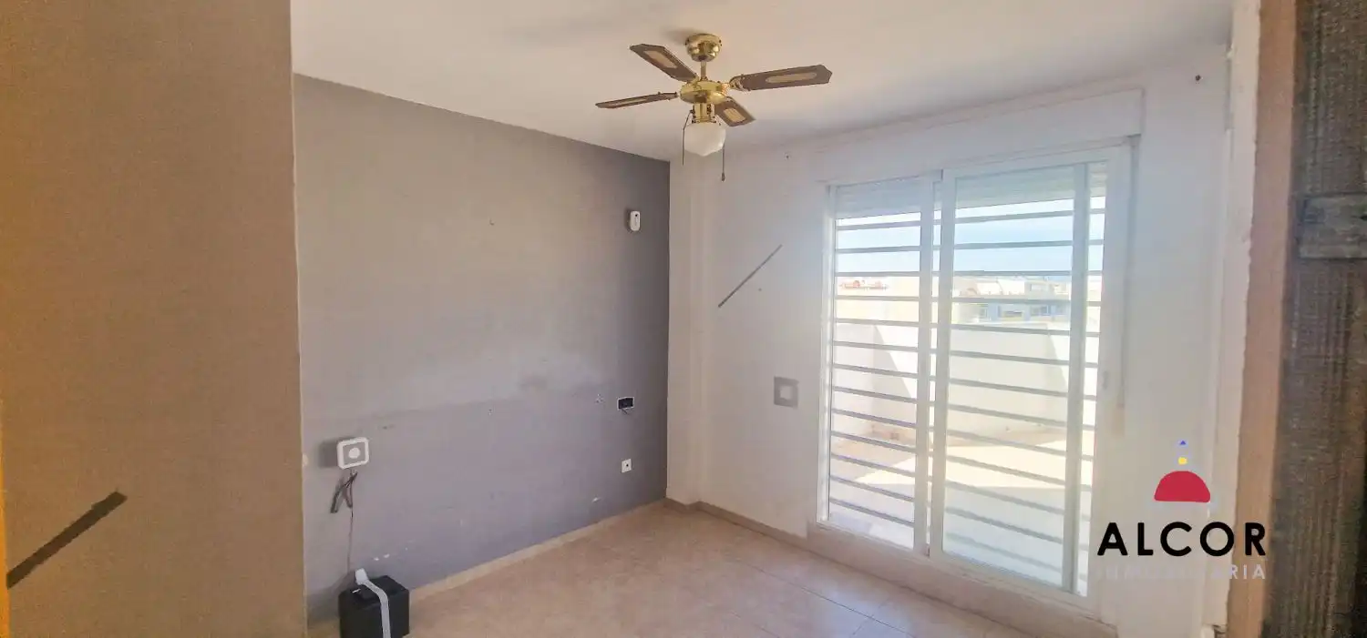 Habitación de Piso en venta en Benicarló con Terraza y Balcón
