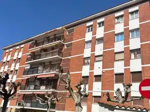 Außenansicht von Wohnungen zum Verkauf in Sitges mit Klimaanlage und Terrasse