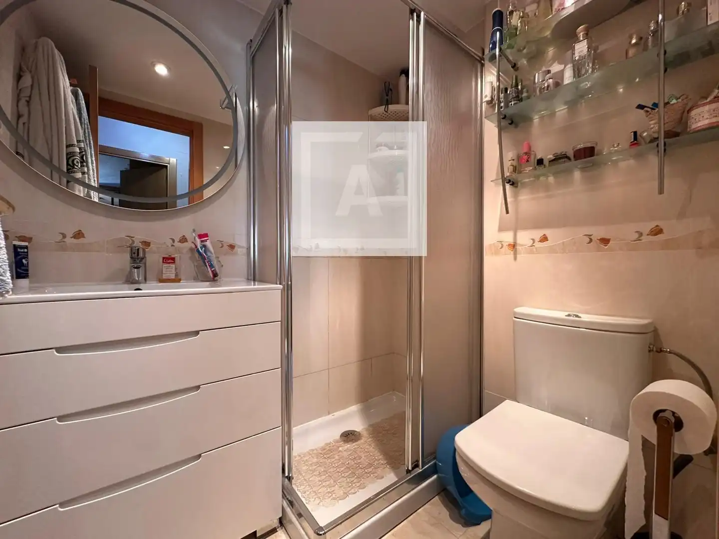 Baño de Piso en venta en Madrid con Aire acondicionado, Calefacción y Terraza