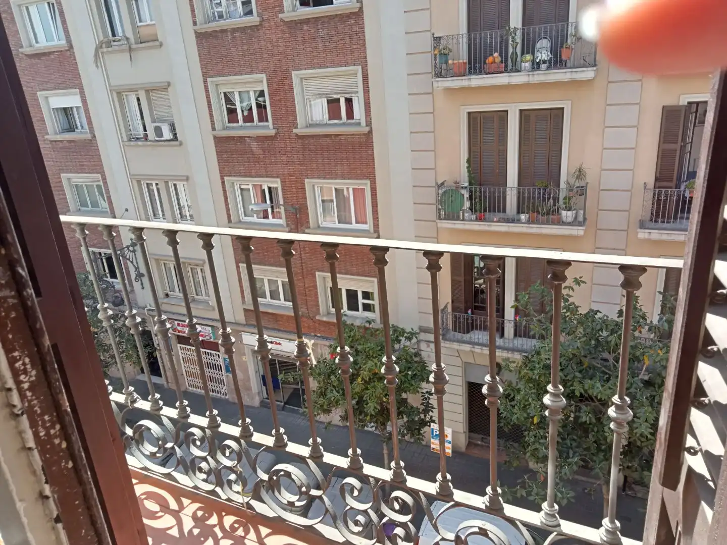 Balcony of Houses for share in Gràcia