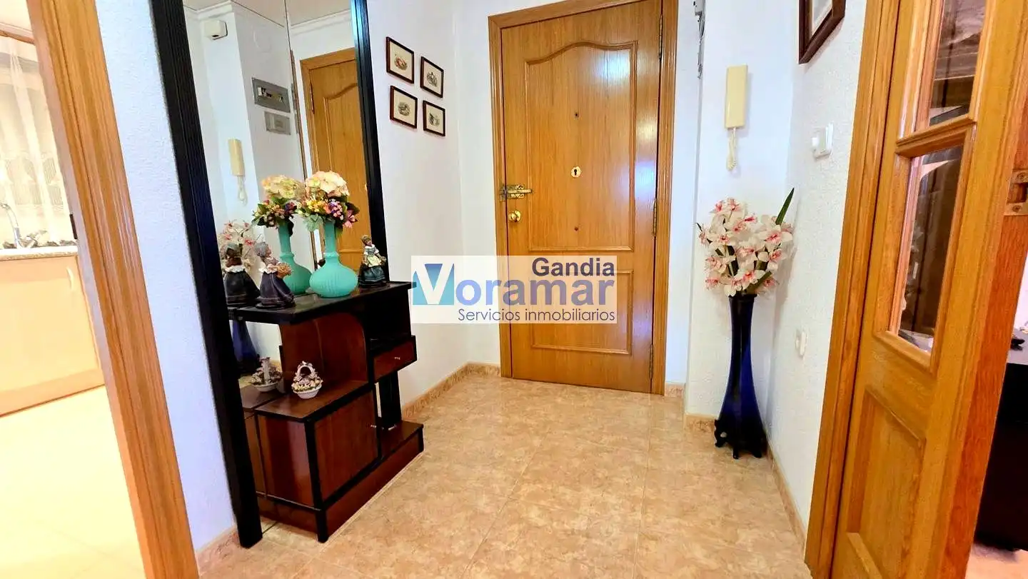 Apartamento de alquiler en Gandia con Aire acondicionado, Calefacción y Piscina comunitaria