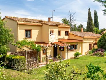 Casa con piscina in vendita a Arenys de Munt