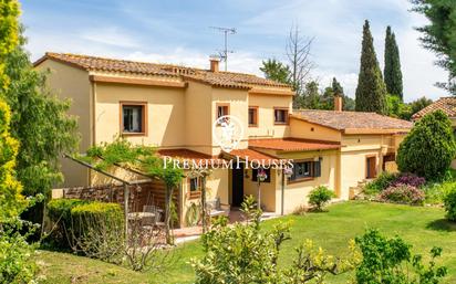 Vista exterior de Casa o xalet en venda en Arenys de Munt amb Aire condicionat, Calefacció i Jardí privat