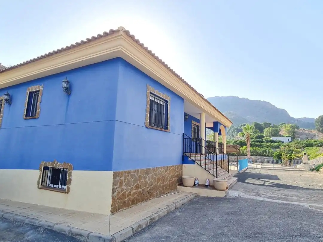 Villa con giardino in vendita a Paraje Saque y Navela 1, imagen 10