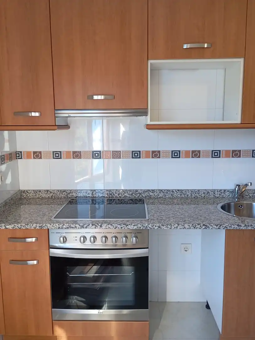 Flat with lift to rent in Gijón - Pintor Manuel Medina 31, imagen 2