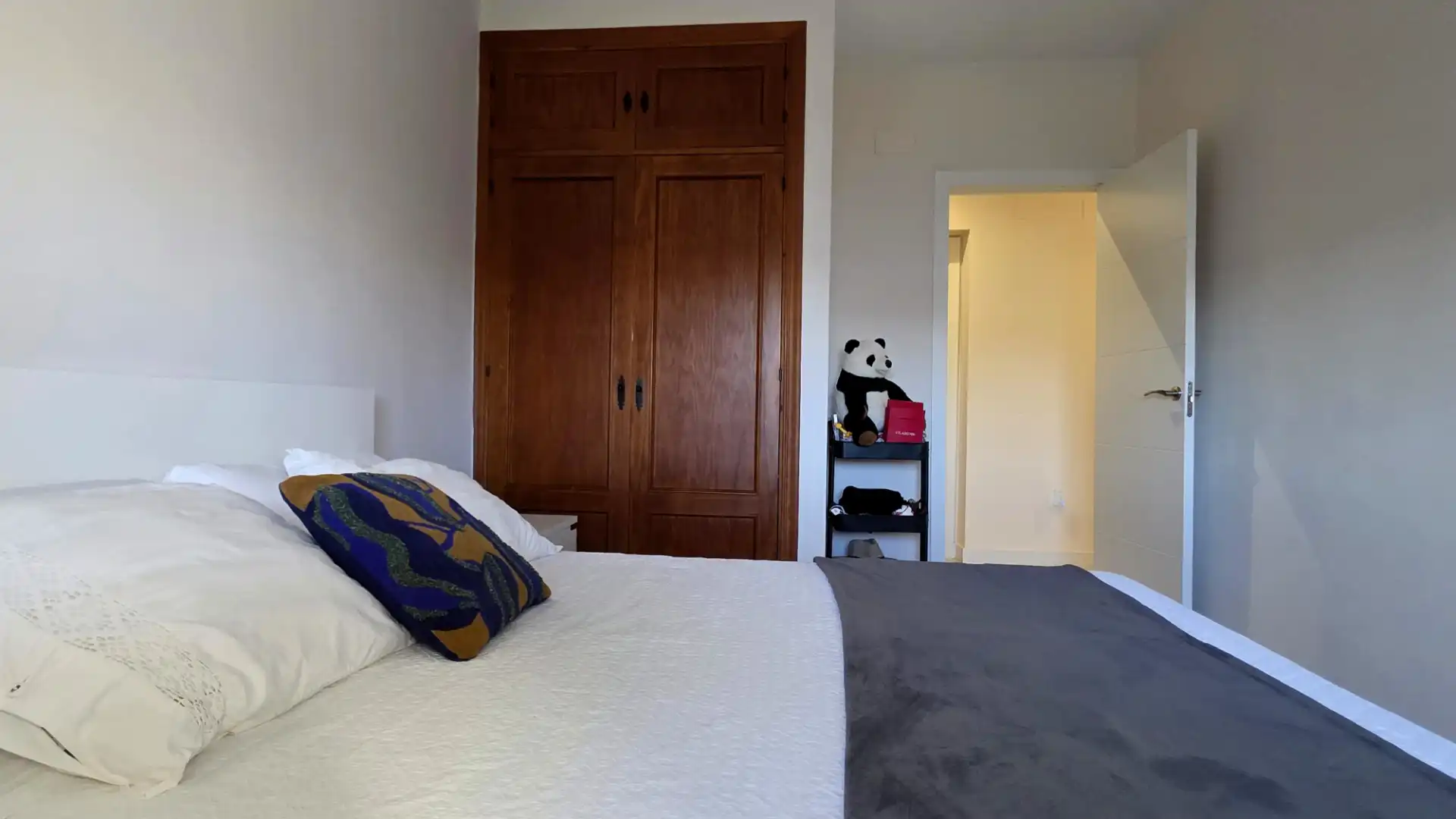 Dormitori de Casa o xalet en venda en Chiclana de la Frontera amb Aire condicionat, Jardí privat i Terrassa