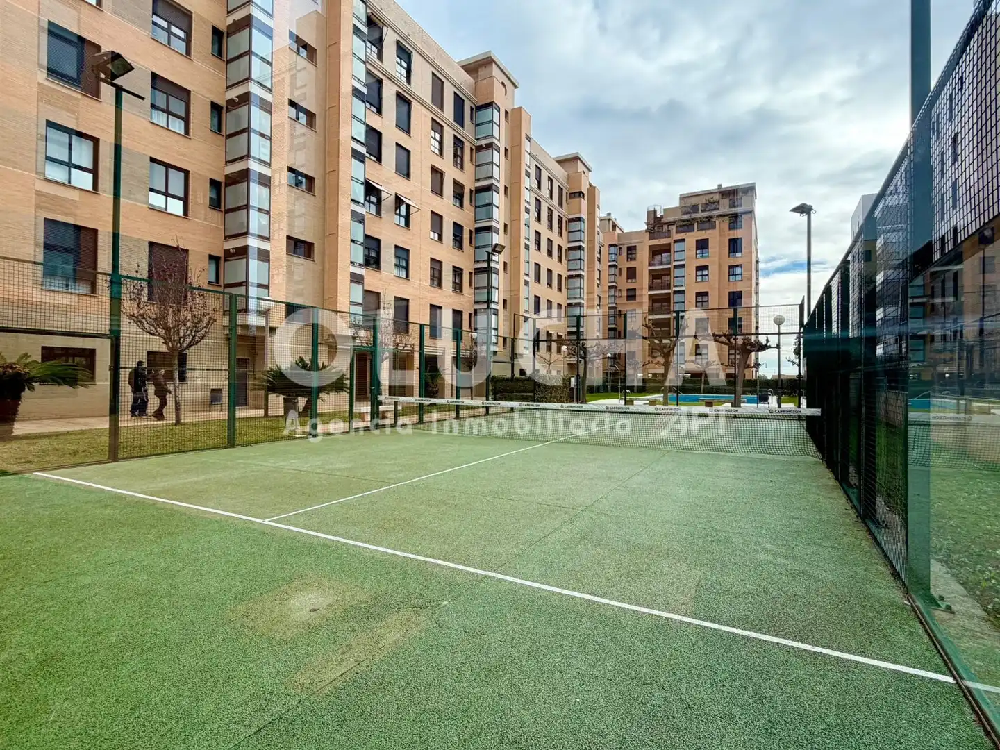 Vista exterior de Piso en venta en Castellón de la Plana / Castelló de la Plana con Balcón