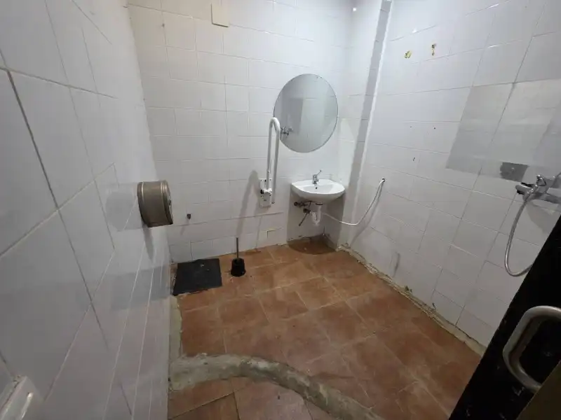 Business premises for sale in Jarandilla de la Vera, imagen 9