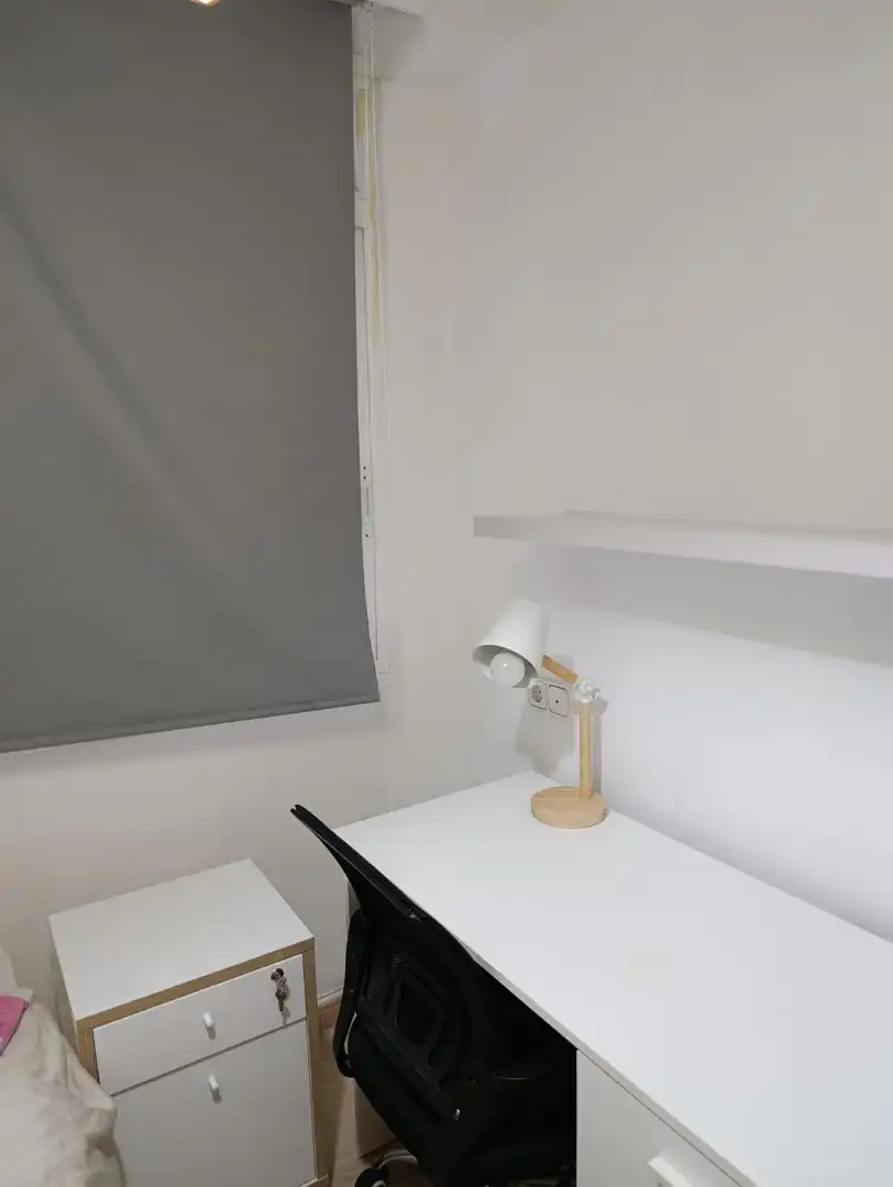 Habitación de Piso de alquiler en Melilla con Amueblado, Horno y Lavadora