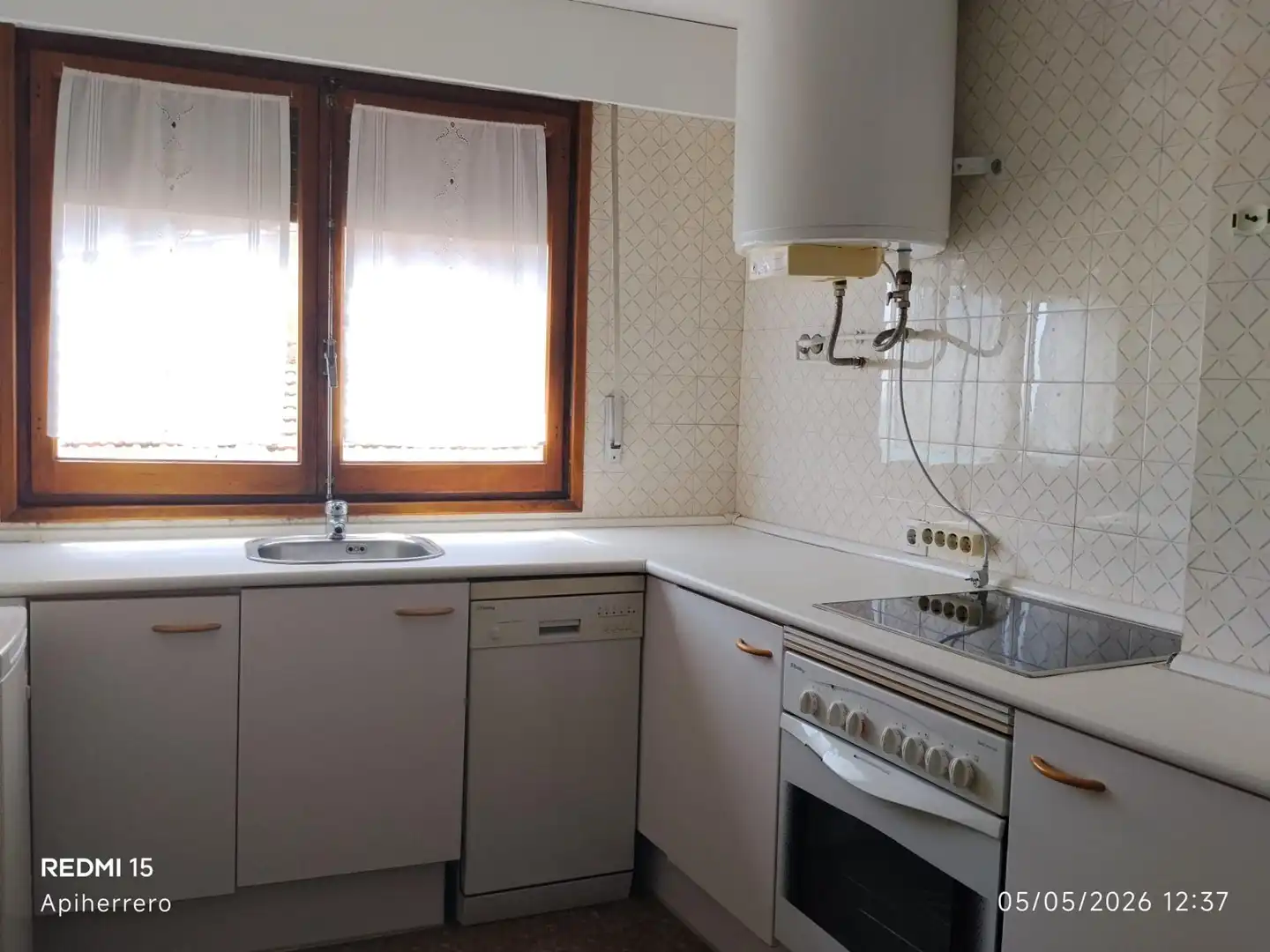Cocina de Piso de alquiler en Alicante / Alacant con Aire acondicionado, Jardín privado y Terraza
