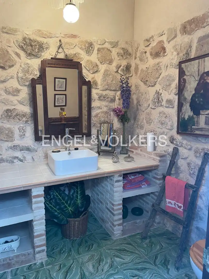 Baño de Casa o chalet en venta en Condado de Castilnovo con Aire acondicionado, Calefacción y Jardín privado