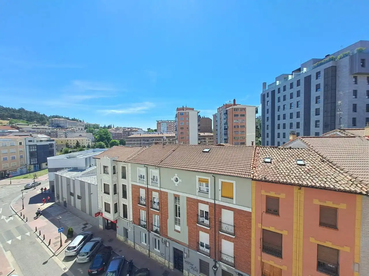 Vista exterior de Piso en venta en Burgos con Calefacción y Parquet