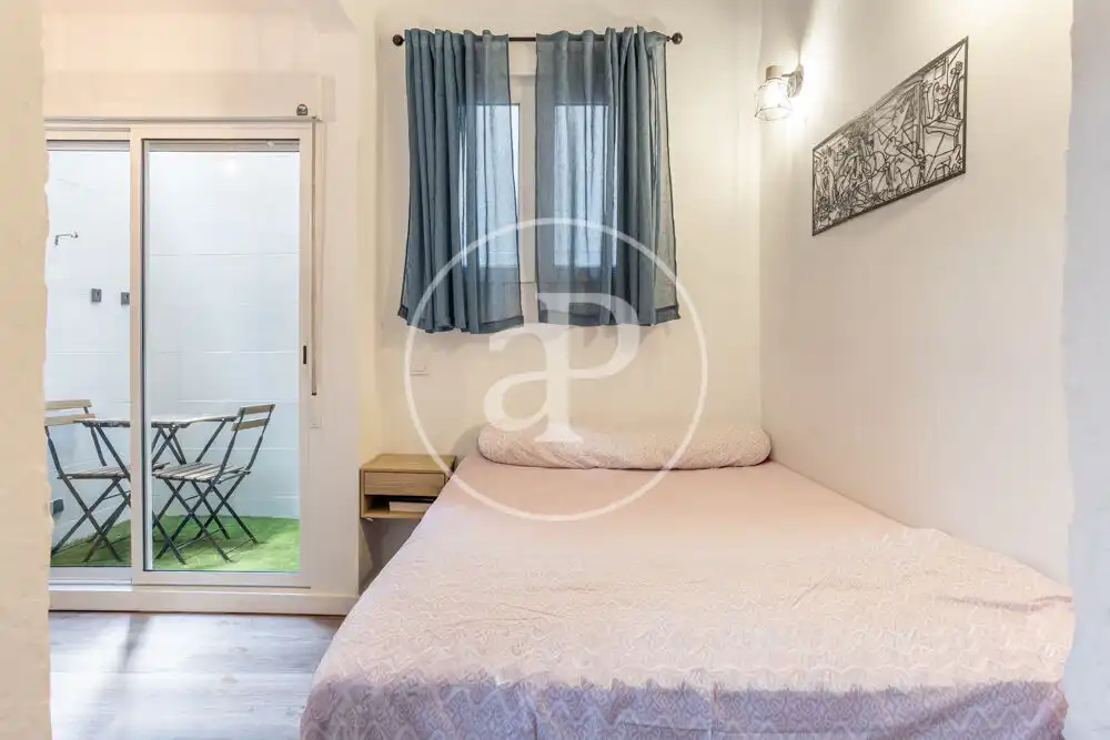 Schlafzimmer von Wohnung zur Miete in Valencia mit Klimaanlage, Heizung und Terrasse