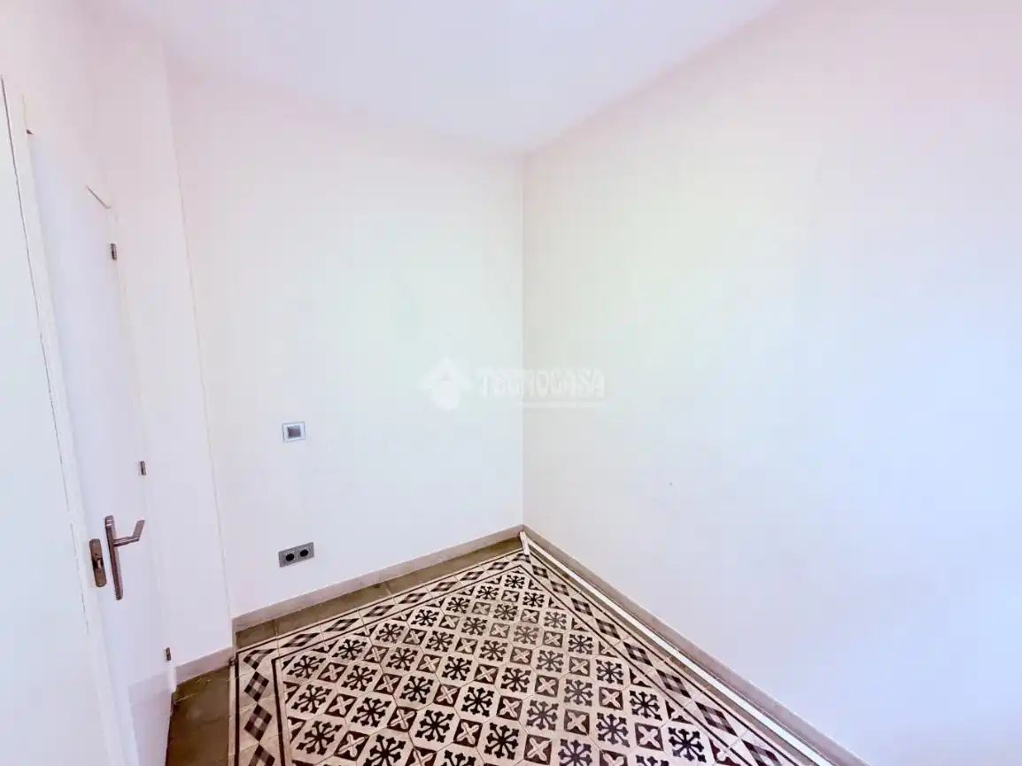 Piso en venta en Madrid con Aire acondicionado, Calefacción y Balcón