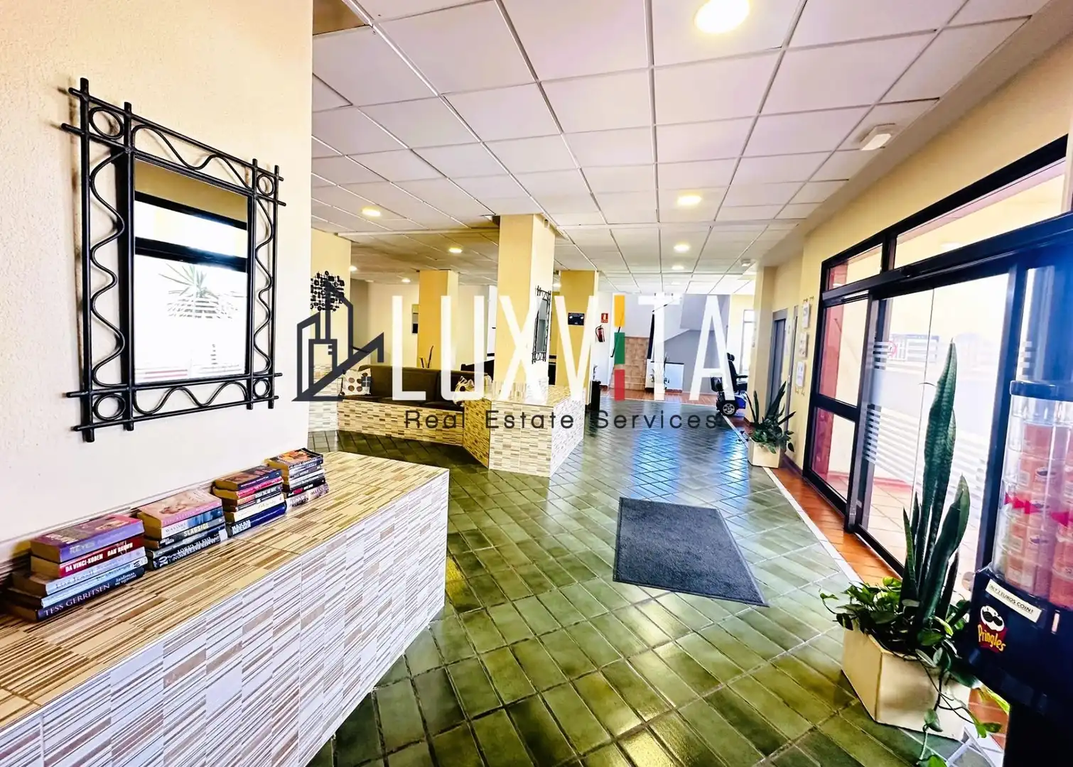 Apartament en venda en Arona amb Jardí privat, Terrassa i Moblat