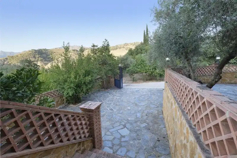 Casa rústica amb jardí en venda a Villamena, imagen 6