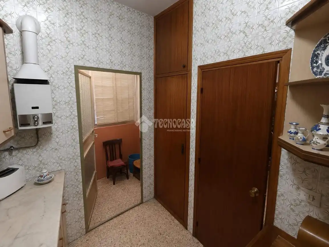 Piso en venta en Los Navalucillos con Amueblado y Balcón
