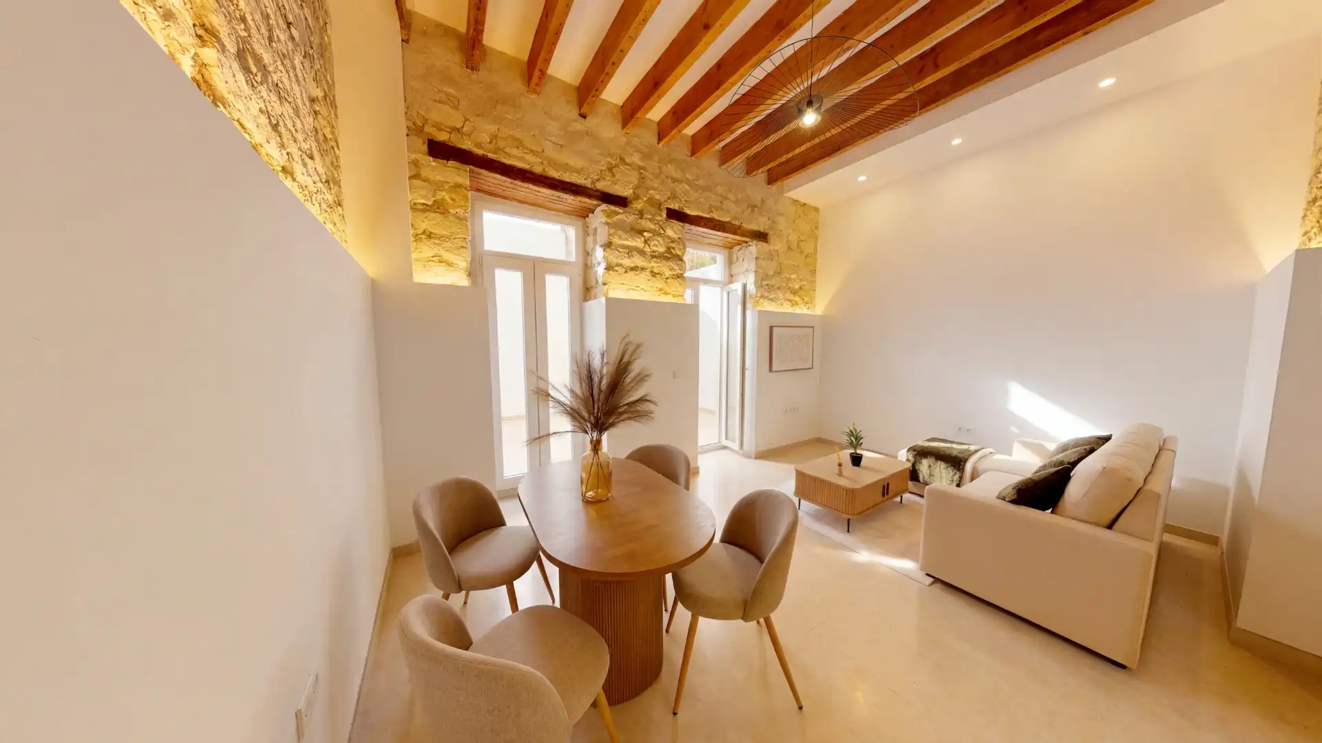 Comedor de Piso en venta en Alicante / Alacant con Jardín privado, Trastero y Amueblado