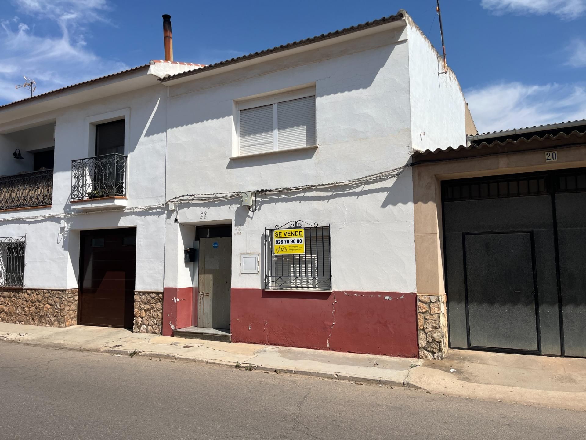 Vista exterior de Casa o xalet en venda en Campo de Criptana amb Terrassa