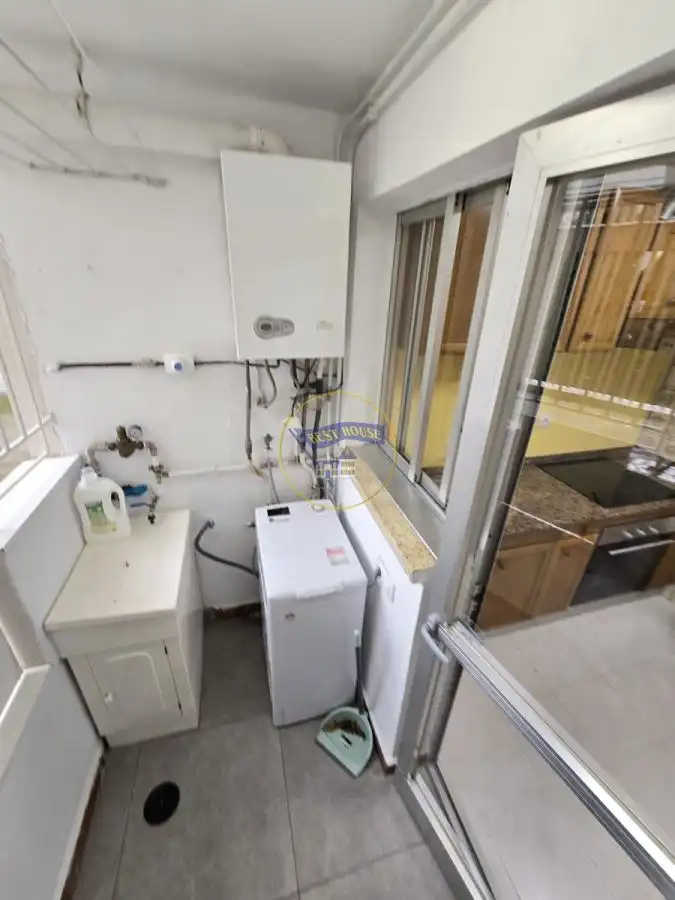 Piso en venta en Vigo  con Calefacción